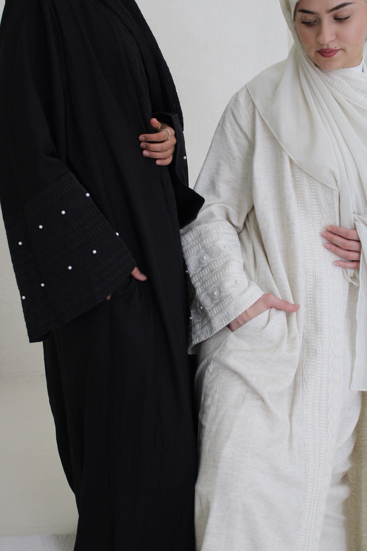 Dana Abaya